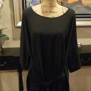 Triatria black tie front long tunic L206:6:619